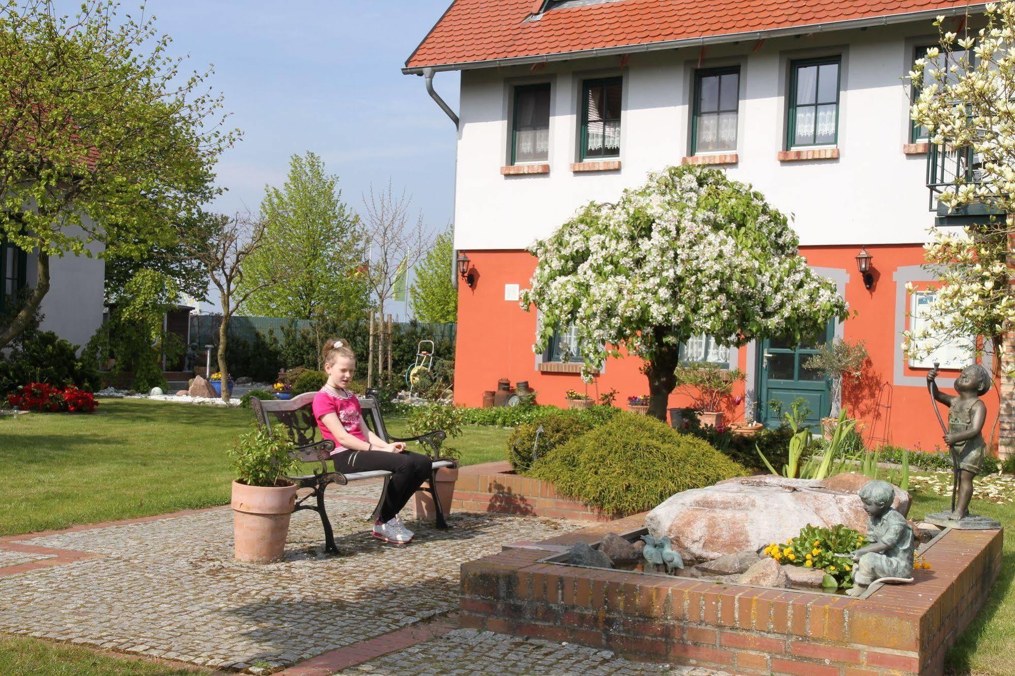 Ferienwohnanlage Alte Molkerei Lägenhet Rankwitz Exteriör bild